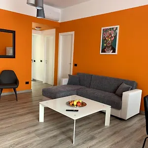  Apartment Lucia, Di Como, Italien
