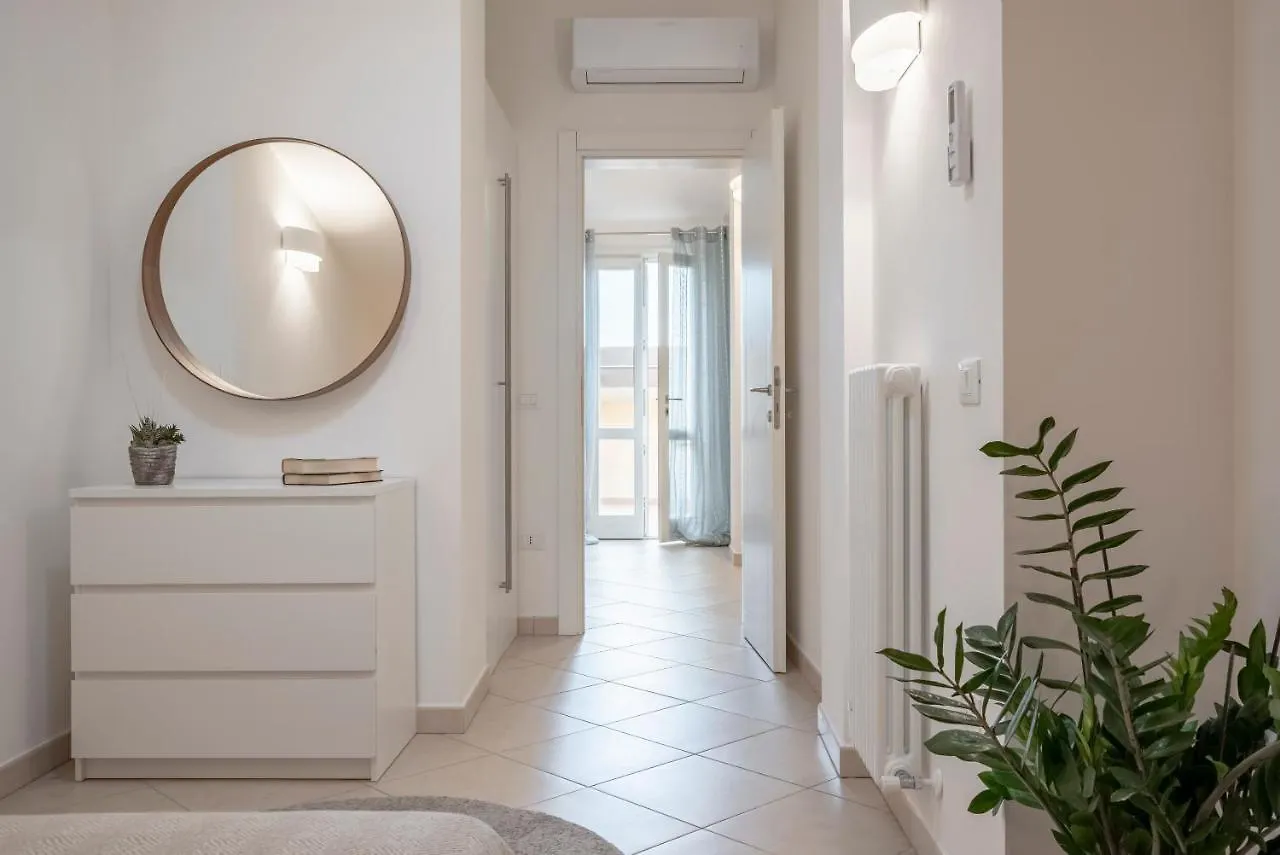 Sea View Apartment San Vincenzo 0*,  Olaszország