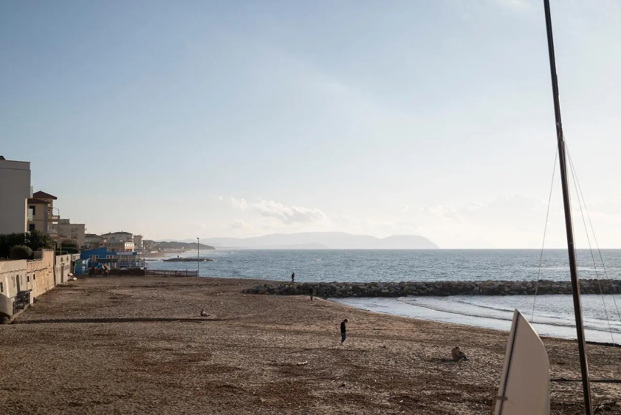 Sea View Apartment San Vincenzo